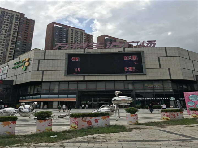 塘厦三栋花园式小产权房金碧花园4880起价户户大阳台自带大型停车场